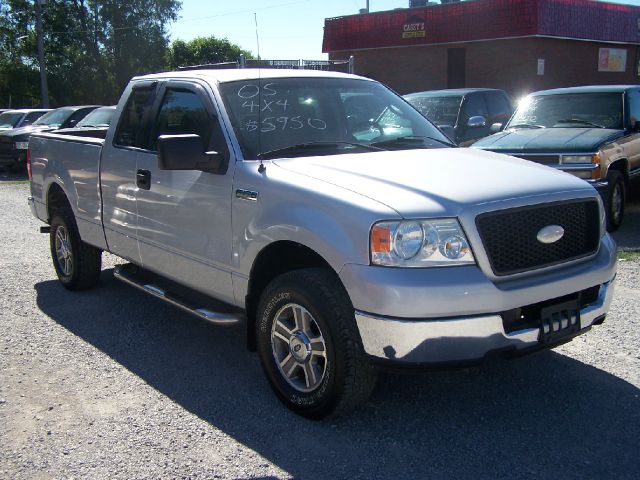 2005 Ford F150 XL 2WD Reg Cab