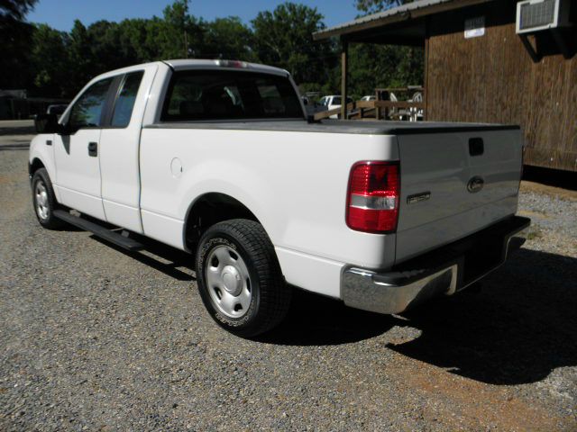 2005 Ford F150 SLE- 4X4