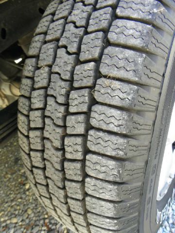 2005 Ford F150 SLE- 4X4