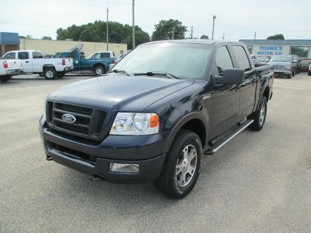 2005 Ford F150 EXT CAB 4WD 143.5wb