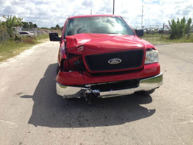 2005 Ford F150 GS 43