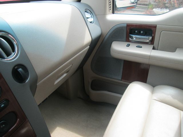 2005 Ford F150 XLT Supercrew Short Bed 2WD