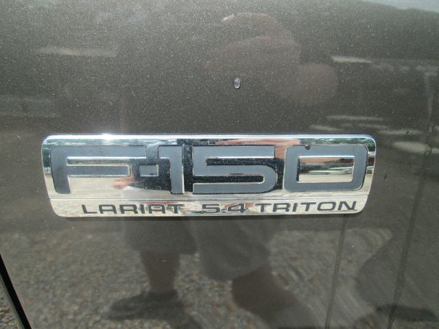 2005 Ford F150 XLT Supercrew Short Bed 2WD