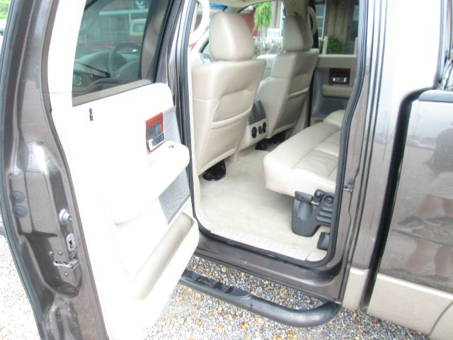 2005 Ford F150 XLT Supercrew Short Bed 2WD