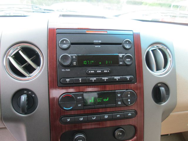 2005 Ford F150 XLT Supercrew Short Bed 2WD