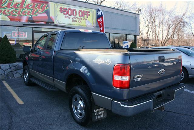 2005 Ford F150 ESi