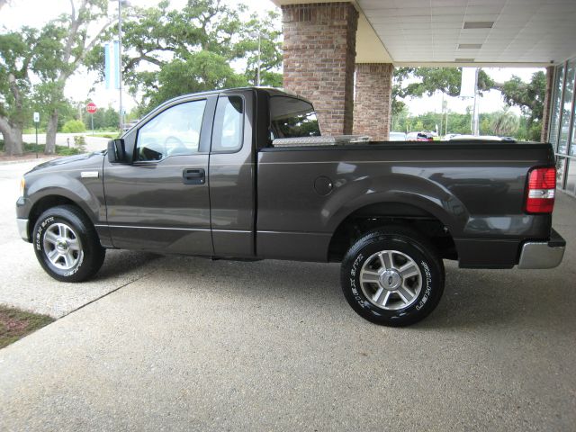2005 Ford F150 SL 4x4 Regular Cab