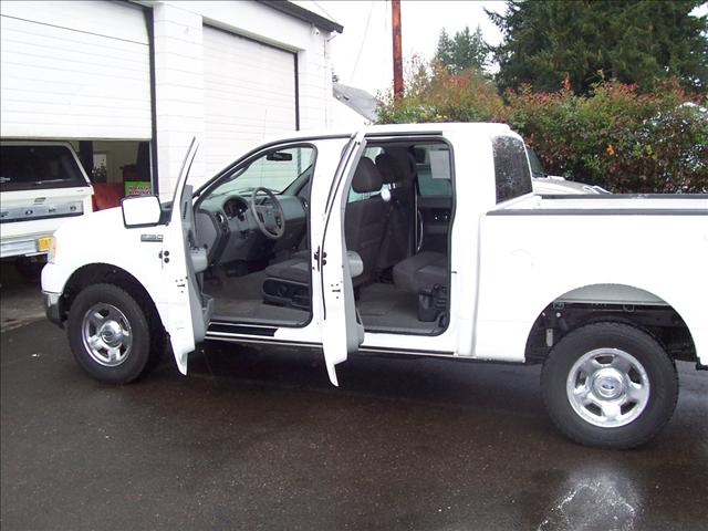 2005 Ford F150 ESi