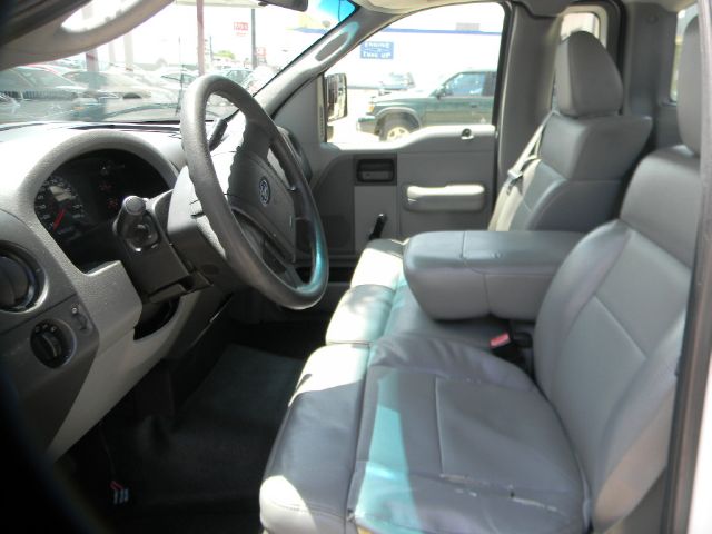 2005 Ford F150 LX V6 Coupe