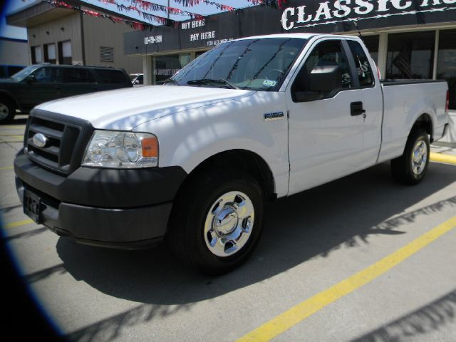 2005 Ford F150 LX V6 Coupe
