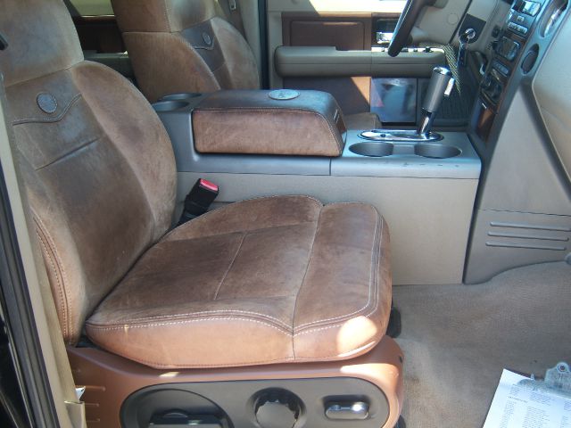 2005 Ford F150 4dr Sdn LE V6 Auto