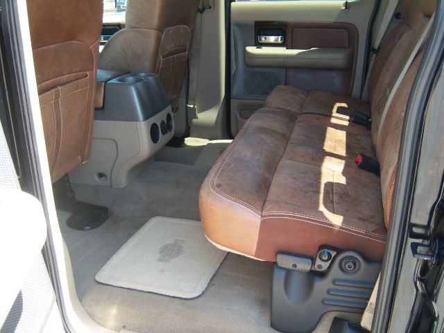 2005 Ford F150 4dr Sdn LE V6 Auto