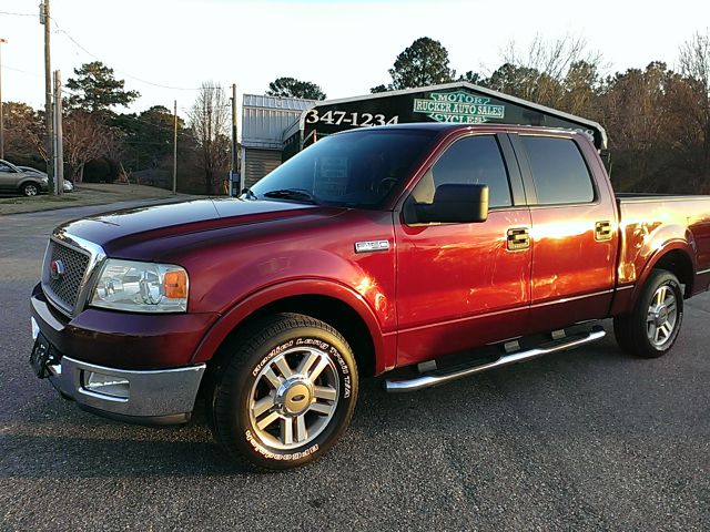 2005 Ford F150 Club Cab 131 WB