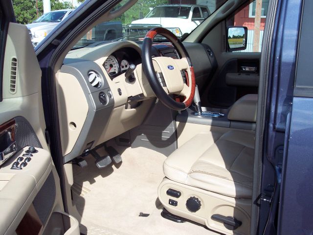 2005 Ford F150 XLT Supercrew Short Bed 2WD