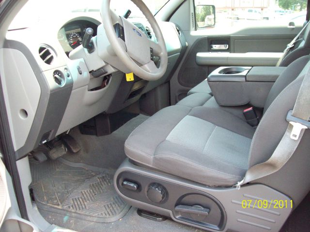 2005 Ford F150 XLT Supercrew Short Bed 2WD