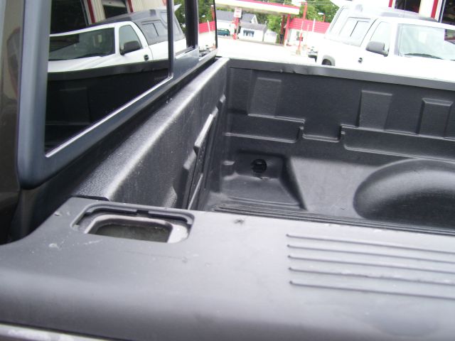 2005 Ford F150 XLT Supercrew Short Bed 2WD