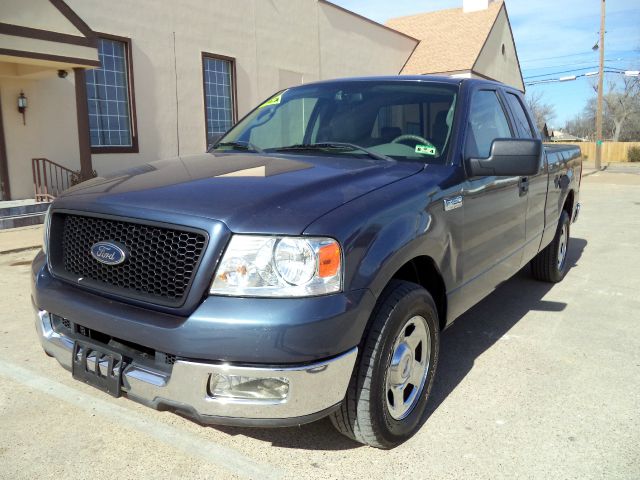 2005 Ford F150 SLE- 4X4