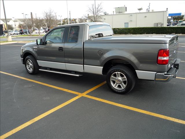 2005 Ford F150 ESi