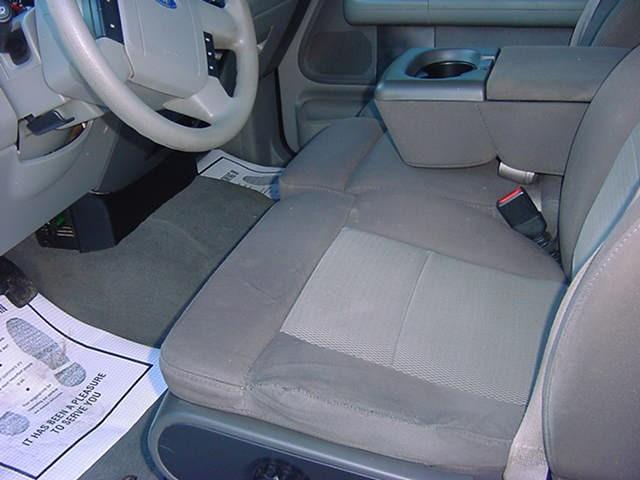 2005 Ford F150 Exlv6 AT ULEV