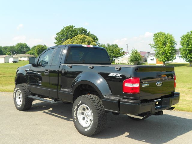 2005 Ford F150 Lariat--fx-4