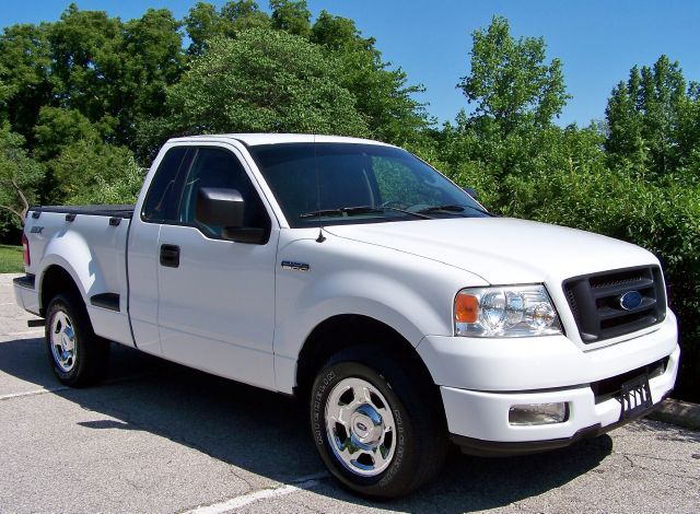 2005 Ford F150 Maroon EX