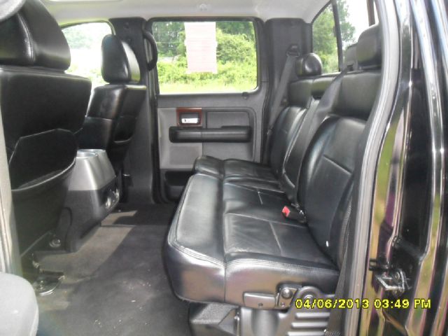 2005 Ford F150 XLT Supercrew Short Bed 2WD