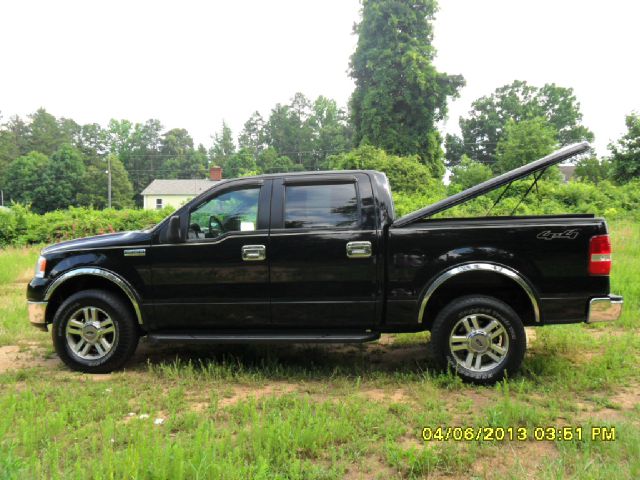 2005 Ford F150 XLT Supercrew Short Bed 2WD