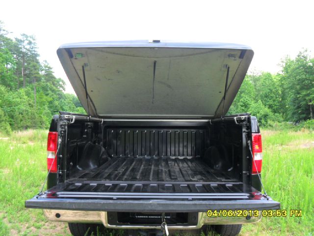 2005 Ford F150 XLT Supercrew Short Bed 2WD