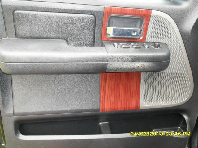 2005 Ford F150 XLT Supercrew Short Bed 2WD