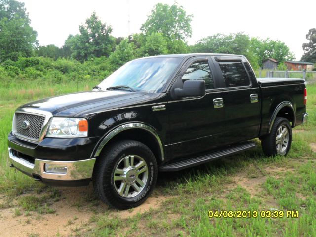 2005 Ford F150 XLT Supercrew Short Bed 2WD