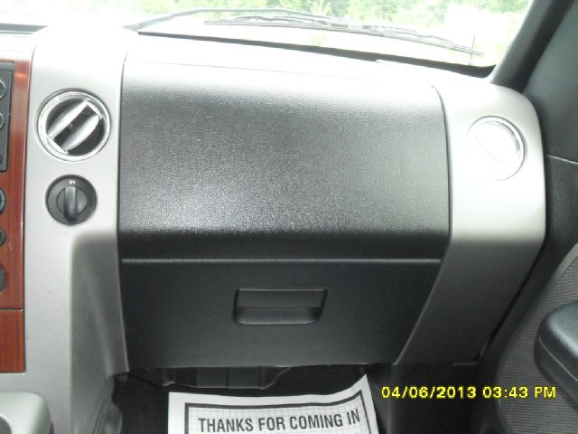 2005 Ford F150 XLT Supercrew Short Bed 2WD