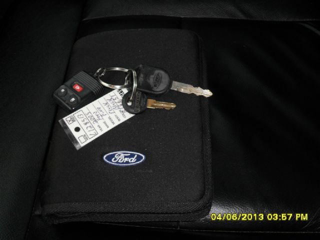 2005 Ford F150 XLT Supercrew Short Bed 2WD