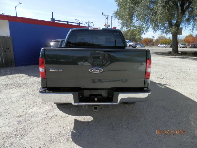 2005 Ford F150 SL Short Bed 2WD