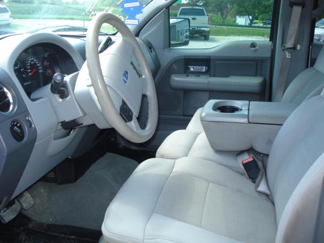 2005 Ford F150 2WD Regular CAB