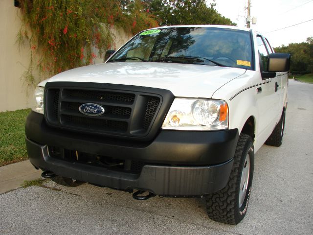 2005 Ford F150 LT Crew Cab