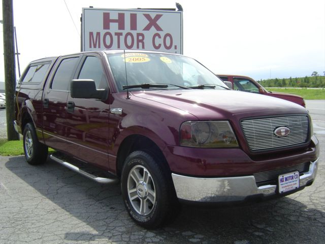 2005 Ford F150 SL Short Bed 2WD