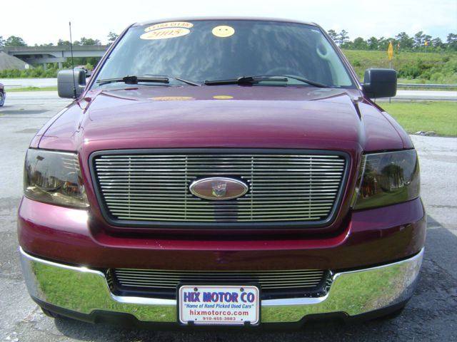 2005 Ford F150 SL Short Bed 2WD