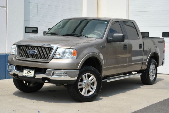 2005 Ford F150 XLT Supercrew Short Bed 2WD