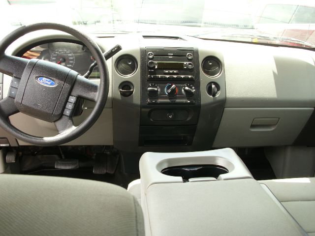 2005 Ford F150 XL Super Duty DRW