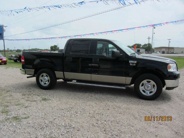 2005 Ford F150 SL Short Bed 2WD