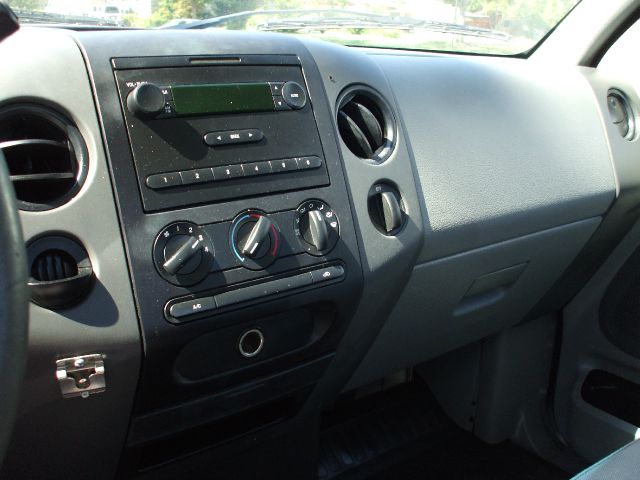 2005 Ford F150 SLT Extra Cab