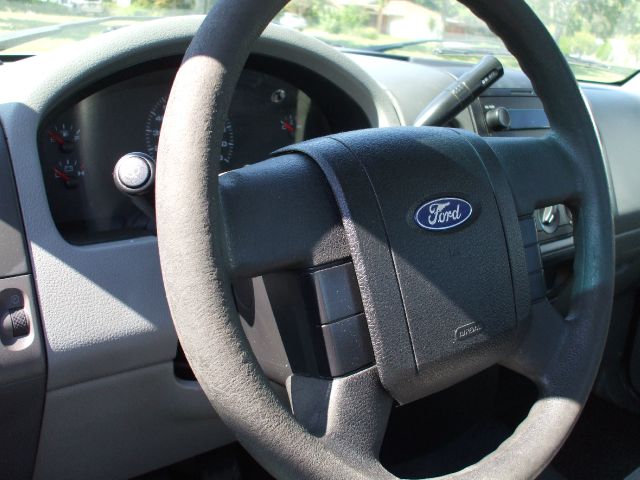 2005 Ford F150 SLT Extra Cab