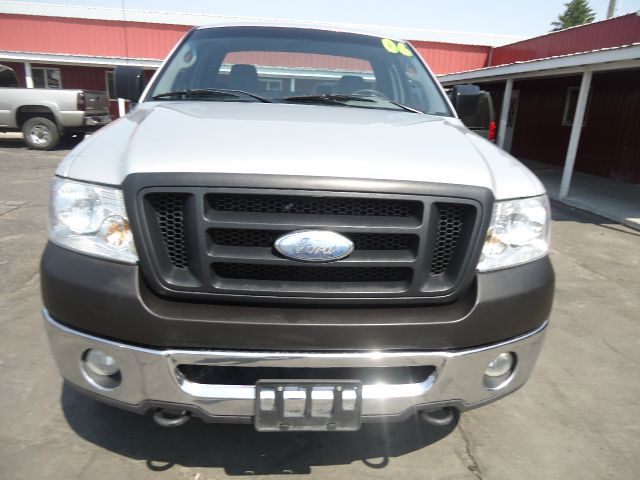 2006 Ford F150 Crew Cab Short Box 2-wheel Drive SLE