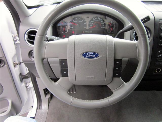 2006 Ford F150 4dr Sdn Touring Signature RWD