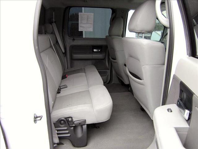 2006 Ford F150 4dr Sdn Touring Signature RWD