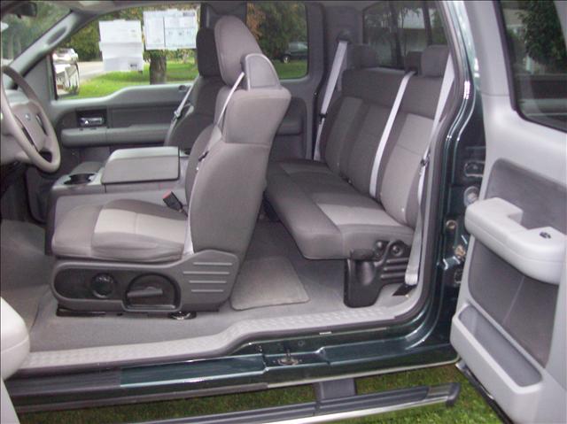 2006 Ford F150 SLT 1 Ton Dually 4dr 35