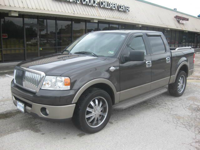 2006 Ford F150 128i BMW Certified Coupe