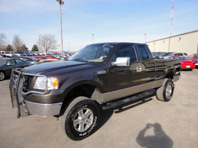 2006 Ford F150 XL 2WD Reg Cab