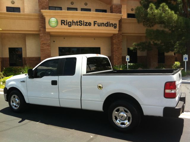 2006 Ford F150 SLE- 4X4