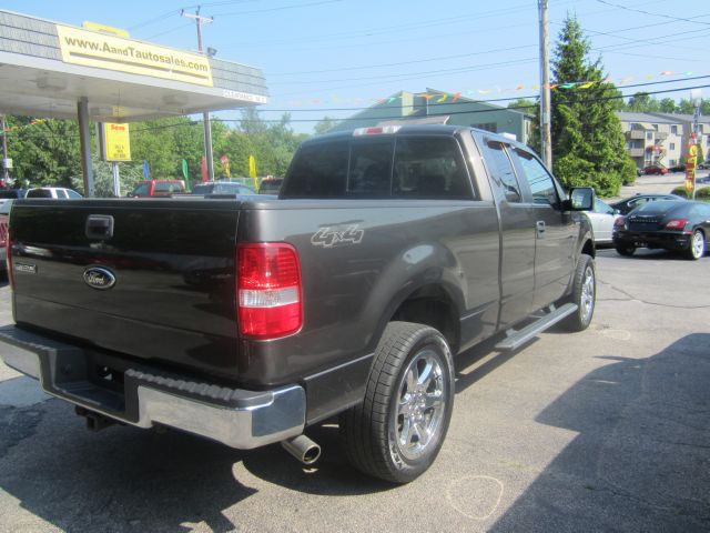2006 Ford F150 XL 2WD Reg Cab